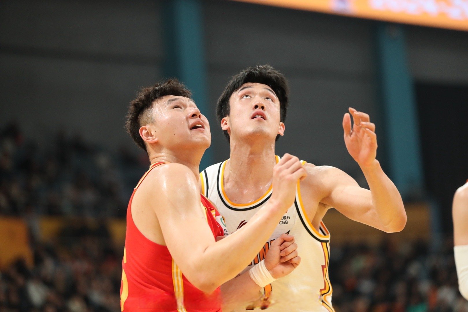 关于广厦男篮冲刺阶段扳平良机，志在CBA季后赛名次提升，气氛紧张，团队化学反应显著的信息南宫28首页